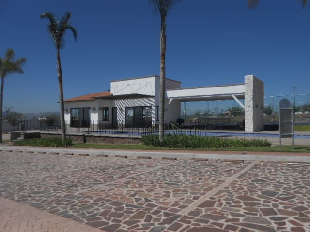 image-0