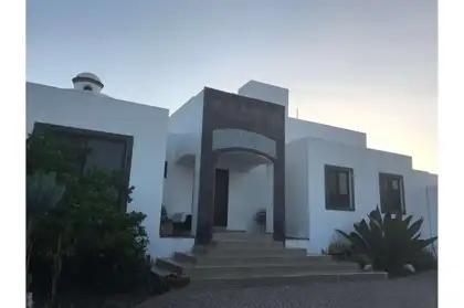 Casa en Venta en Fraccionamiento Villas del Mesón, Querétaro, Querétaro 100-300