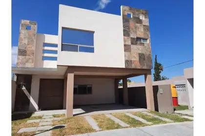 Casa en Venta en Fraccionamiento Capellanía, Ramos Arizpe, Coahuila 100-264