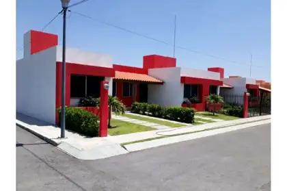 Casa en condominio en Venta en Galeana, Zacatepec, Morelos 106-978