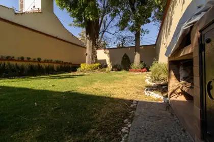 Casa en Venta en Bosque Residencial Del Sur, Xochimilco, Ciudad de México 107-932