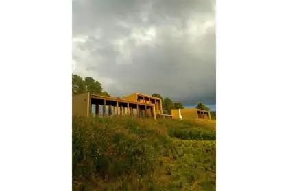 Casa de campo en Venta en Valle De Bravo, Estado de México 100-400