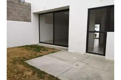 Casa en condominio en Venta en Villa De Pozos, San Luis Potosí, San Luis Potosí 100-612