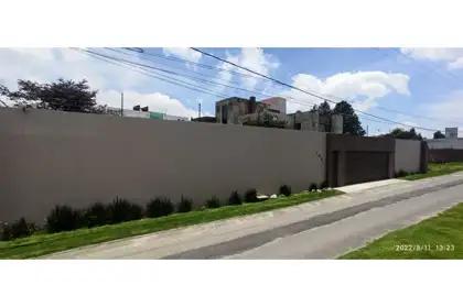 Casa en Venta en Cacalomacán, Toluca, Estado de México 100-946