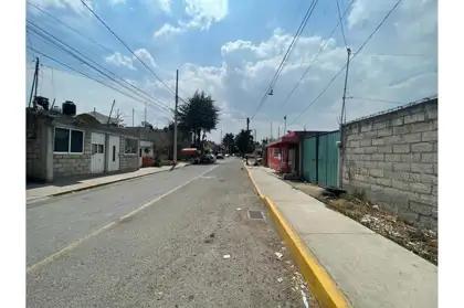 Terreno en Venta en Santa Ana Tlapaltitlan, Toluca, Estado de México 100-229