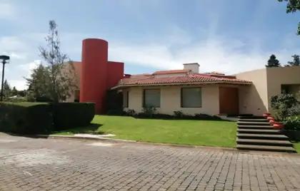 Casa en Venta en Club de Golf los Encinos, Lerma, Estado de México 121-550